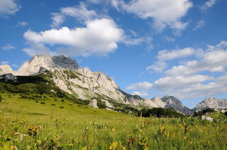 Maglič (2 386 m)